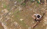 Hà Nội: Cả làng xuống sông đánh dậm