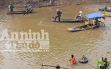 Hà Nội: Cả làng xuống sông đánh dậm