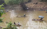 Hà Nội: Cả làng xuống sông đánh dậm
