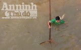 Hà Nội: Cả làng xuống sông đánh dậm