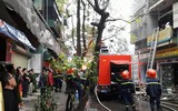 Hà Nội: Cháy lớn cửa hàng phụ tùng ô tô trên phố Lạc Nghiệp