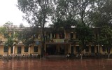 [Ảnh] Hiện trường vụ sập lan can trường học làm 13 em học sinh bị thương