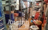 Cận cảnh kho chứa gần 2.000 sản phẩm phụ tùng ô tô nghi giả mạo các nhãn hiệu lớn