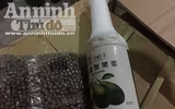 Cận cảnh hơn 4 tấn hương liệu, phụ gia pha chế trà sữa không rõ nguồn gốc