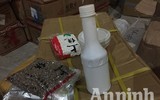 Cận cảnh hơn 4 tấn hương liệu, phụ gia pha chế trà sữa không rõ nguồn gốc
