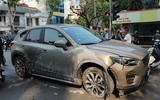 Hà Nội: Tài xế Mazda CX5 vượt đèn đỏ đâm vào 5 phương tiện khác