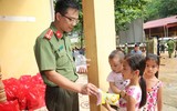 Hình ảnh đẹp của người Công an Thủ đô trong lòng người dân vùng cao