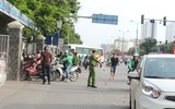 [Ảnh] Lực lượng Công an tăng cường tại khu vực bến xe phục vụ nghỉ 2-9