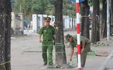 Mỹ Đình nhuộm đỏ màu cờ trước giờ bóng lăn