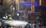 Đột kích hàng loạt quán bar trong đêm, phát hiện nhiều 