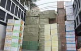 Cận cảnh số hàng hóa 
