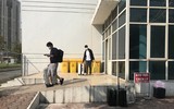 [Ảnh] 15 công dân hoàn thành cách ly tập trung tại bệnh viện CATP Hà Nội được trở về nhà