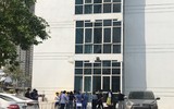 [Ảnh] 15 công dân hoàn thành cách ly tập trung tại bệnh viện CATP Hà Nội được trở về nhà