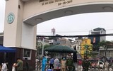 [Ảnh] Lực lượng Công an chốt chặn, kiểm soát chặt chẽ Bệnh viện Bạch Mai phòng dịch Covid-19