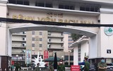 [Ảnh] Lực lượng Công an chốt chặn, kiểm soát chặt chẽ Bệnh viện Bạch Mai phòng dịch Covid-19
