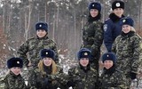 Vẻ đẹp mê hoặc lòng người của nữ binh sĩ Ukraine