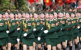 Vẻ đẹp khó cưỡng của nữ quân nhân trên thế giới khi duyệt binh (phần 1)