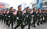 Vẻ đẹp khó cưỡng của nữ quân nhân trên thế giới khi duyệt binh (phần 1)