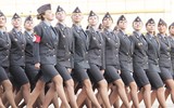Vẻ đẹp khó cưỡng của nữ quân nhân trên thế giới khi duyệt binh (phần 1)