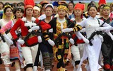 Vẻ đẹp khó cưỡng của nữ quân nhân trên thế giới khi duyệt binh (phần 2)