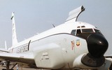 Mỹ bất ngờ xuất kích 3 siêu phi cơ đến bay vờn trên căn cứ không quân Nga tại Syria