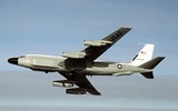Mỹ bất ngờ xuất kích 3 siêu phi cơ đến bay vờn trên căn cứ không quân Nga tại Syria