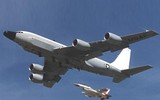 Mỹ bất ngờ xuất kích 3 siêu phi cơ đến bay vờn trên căn cứ không quân Nga tại Syria