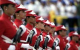 Bất ngờ trước vẻ đẹp nữ binh sĩ 'quốc gia hoa hậu' Venezuela