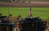 Mỹ bất ngờ triển khai vũ khí cực mạnh tới Syria, khiến Nga lo lắng (2)