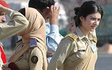 Vẻ đẹp cuốn hút say lòng người của nữ binh sĩ Pakistan