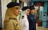 Vẻ đẹp cuốn hút say lòng người của nữ binh sĩ Pakistan