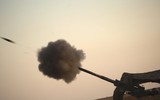 Mỹ bất ngờ đưa lựu pháo mạnh nhất hành tinh tới Syria, dội bão lửa xuống IS