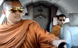 Hình ảnh nhà sư ăn chơi khét tiếng nhất hành tinh sắp bị dẫn độ về Thái Lan từ Mỹ