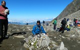 Khám phá lòng hồ kỳ thú nhưng cũng rùng rợn nhất hành tinh trên dãy Himalaya