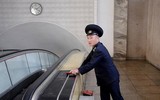 Ngạc nhiên với hệ thống tàu điện ngầm kiêm hầm trú ẩn hạt nhân của Triều Tiên