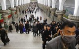 Ngạc nhiên với hệ thống tàu điện ngầm kiêm hầm trú ẩn hạt nhân của Triều Tiên
