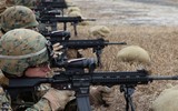 Mỹ quyết chọn súng trường tấn công M-27 Đức để đối trọng với AK-12 Nga