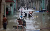 Siêu bão Irma đổ bộ, khiến thủ đô Cuba thành biển nước