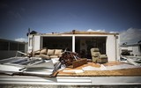 Florida Mỹ, tan hoang, tối tăm, lụt lội sau khi siêu bão Irma tràn qua