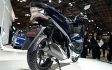 [ẢNH] Honda PCX Hybrid, xe ga động cơ lai điện tiết kiệm nhiên liệu như xe số, giá 89 triệu đồng