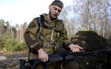 [ẢNH] Nga cho lính đặc nhiệm đem súng máy sát thủ PKP càn quét khủng bố tại Syria