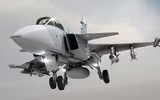 [ẢNH] Chiến đấu cơ vừa rơi mạnh hơn cả J-10 Trung Quốc, khiến MiG-29 Nga và F-16 Mỹ nể phục