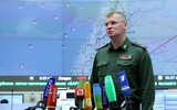 [ẢNH] 25 chiến hạm Nga gầm thét ngoài khơi Syria, tàu chiến Mỹ mang tên lửa Tomahawk lo lắng?