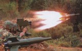 [ẢNH] Bất ngờ xuất hiện tên lửa chống tăng trong kho vũ khí bị thu giữ của phiến quân Syria