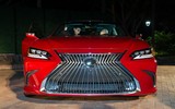 [ẢNH] Siêu xe Lexus ES thay gương chiếu hậu bằng camera, công nghệ đột phá cực đỉnh