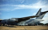 [ẢNH] Máy bay khổng lồ C-17 hạ cánh xuống TP.HCM, bước đột phá của quân đội Việt Nam ra thế giới