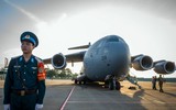 [ẢNH] Máy bay khổng lồ C-17 hạ cánh xuống TP.HCM, bước đột phá của quân đội Việt Nam ra thế giới