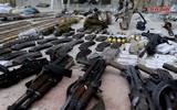 [ẢNH] Khủng bố tiếc nuối khi kho vũ khí lớn chôn giấu ngay trong thủ đô bị Syria thu giữ