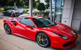 [ẢNH] Siêu xe Ferrari 488 GTB vừa bị tông nát đầu của ca sĩ Tuấn Hưng khủng cỡ nào?