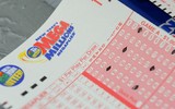 [ẢNH] Giải độc đắc xổ số Mega Millions của Mỹ đạt mức kỷ lục 667 triệu USD